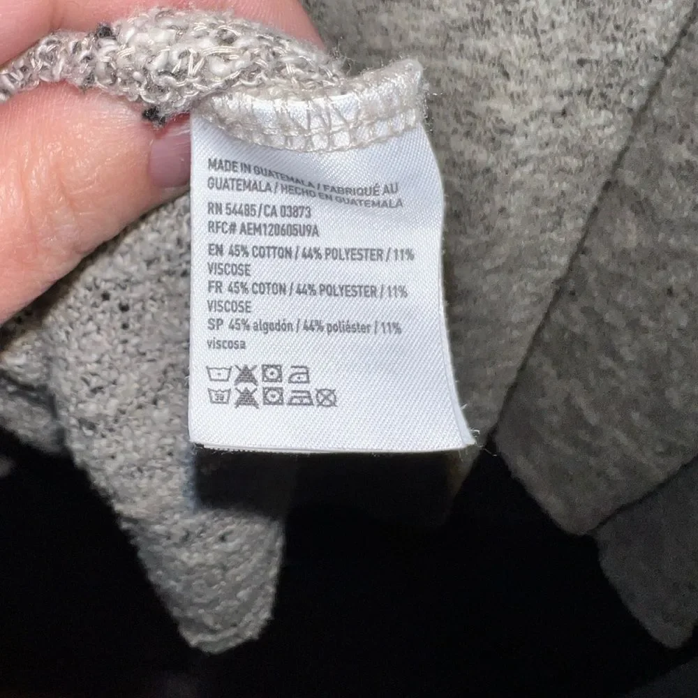 American Eagle Outfitters Light Gray Turtleneck Sweater